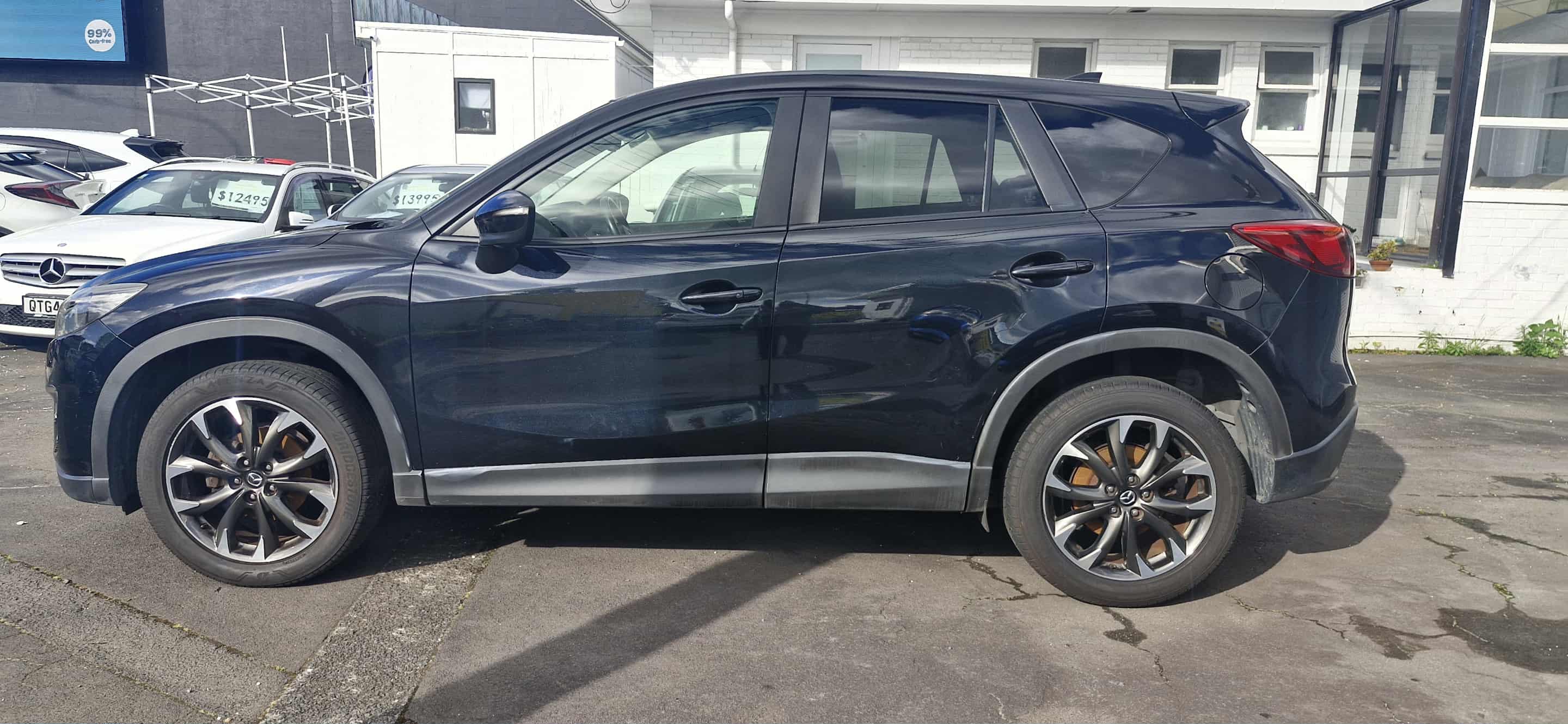 
								2015 Mazda CX5 Sports – Petrol full									