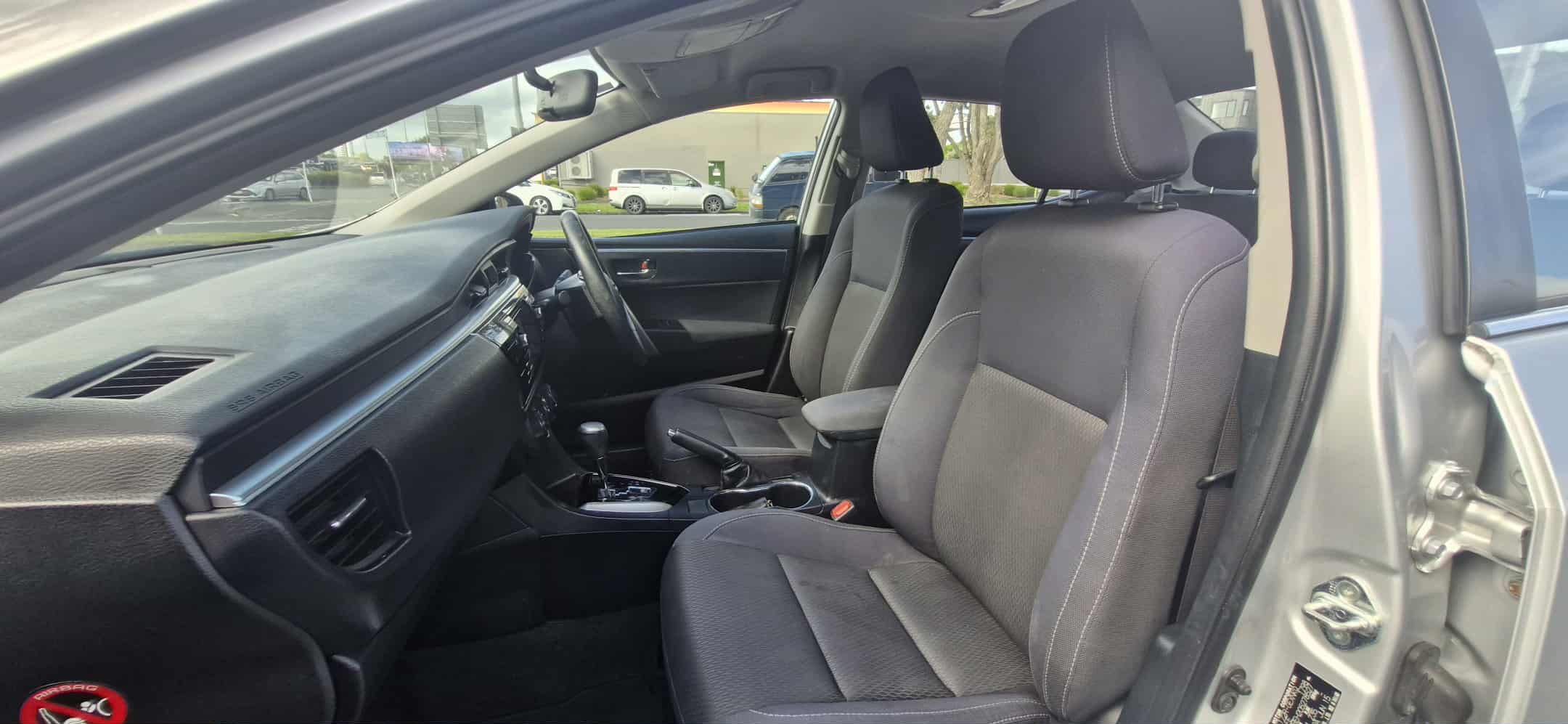 
								2013 Toyota Corolla GLX full									